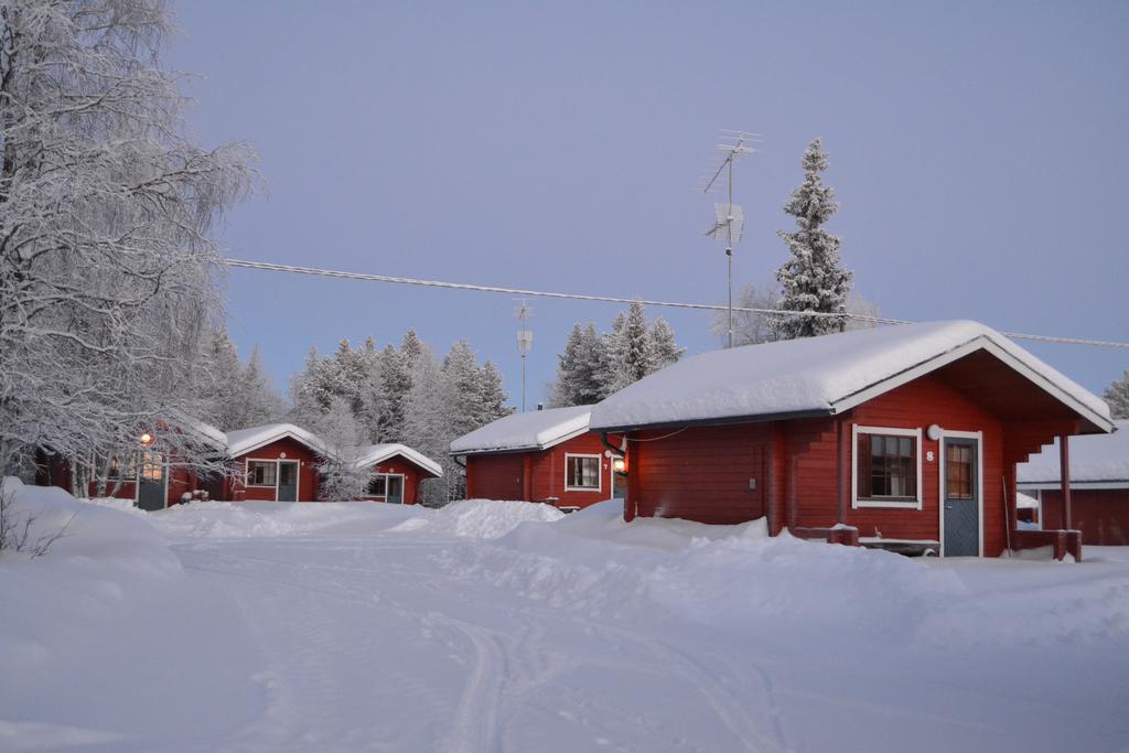 Peurasuvanto Moekit & Camping Exterior foto